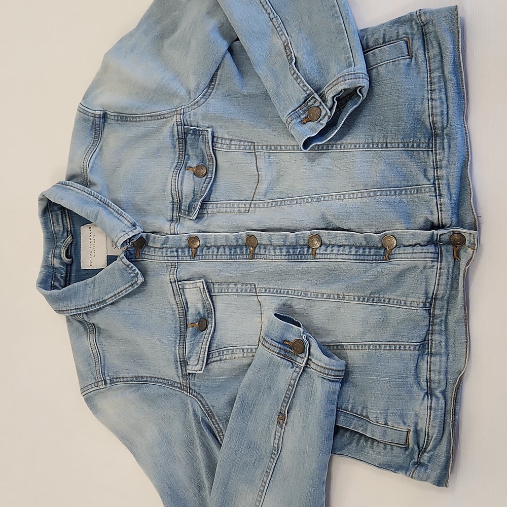 Social Standard By Sanctuary Jean Jacket. Light Wash. Size XL - Picture 3 of 11